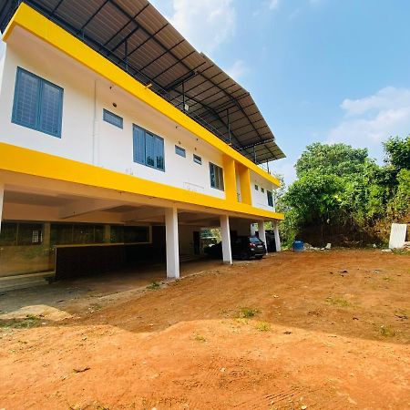 Erumely Central Homes Mundakāyam Extérieur photo